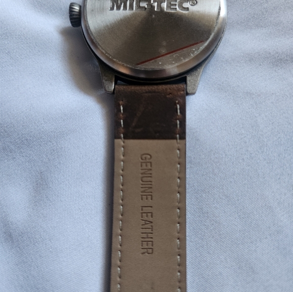 Vintage Aviator Pilot Men's Watch - Military Style Timepiece - Picture 3 of 5